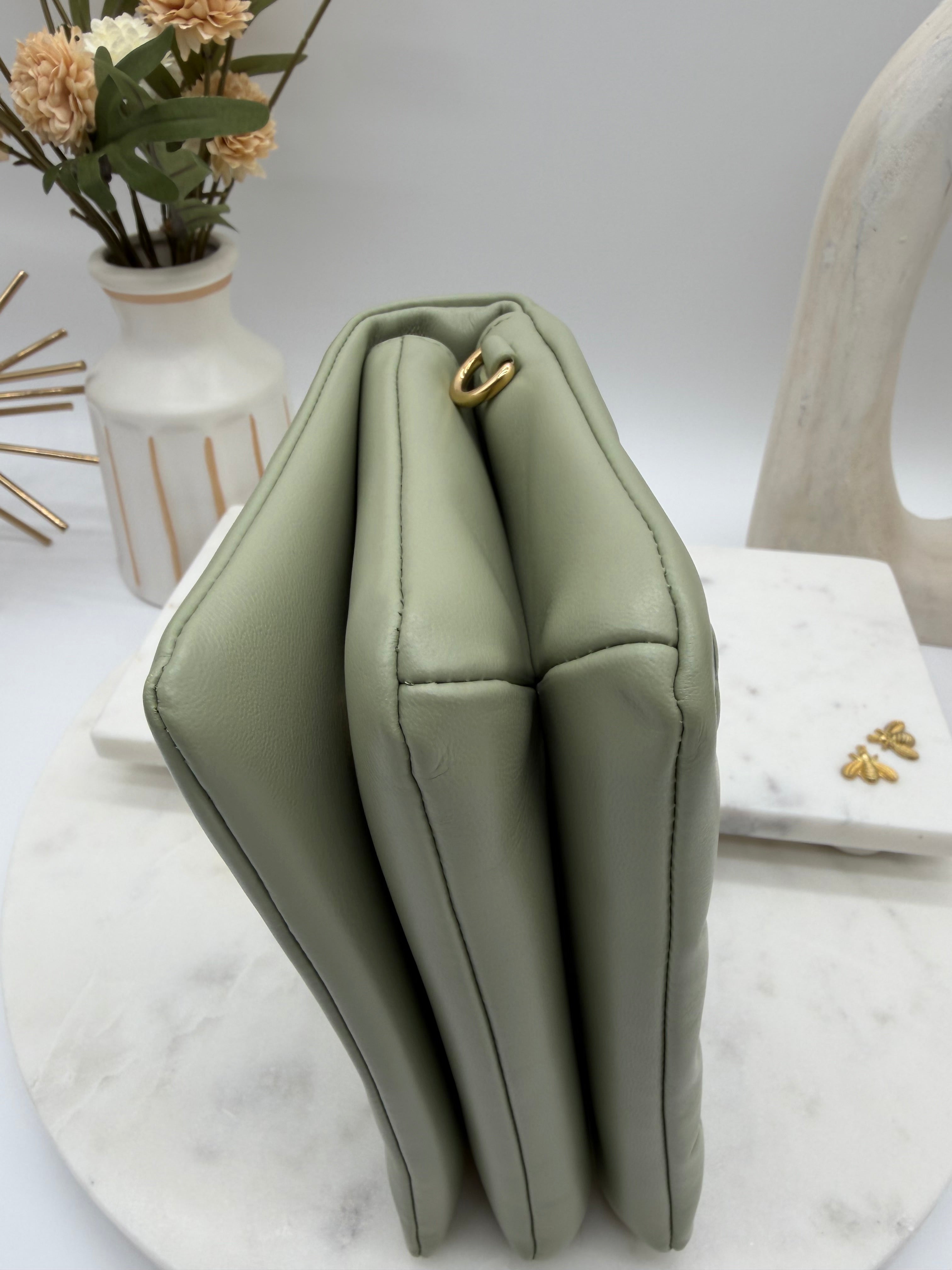 Limited Edition Coussin Pochette