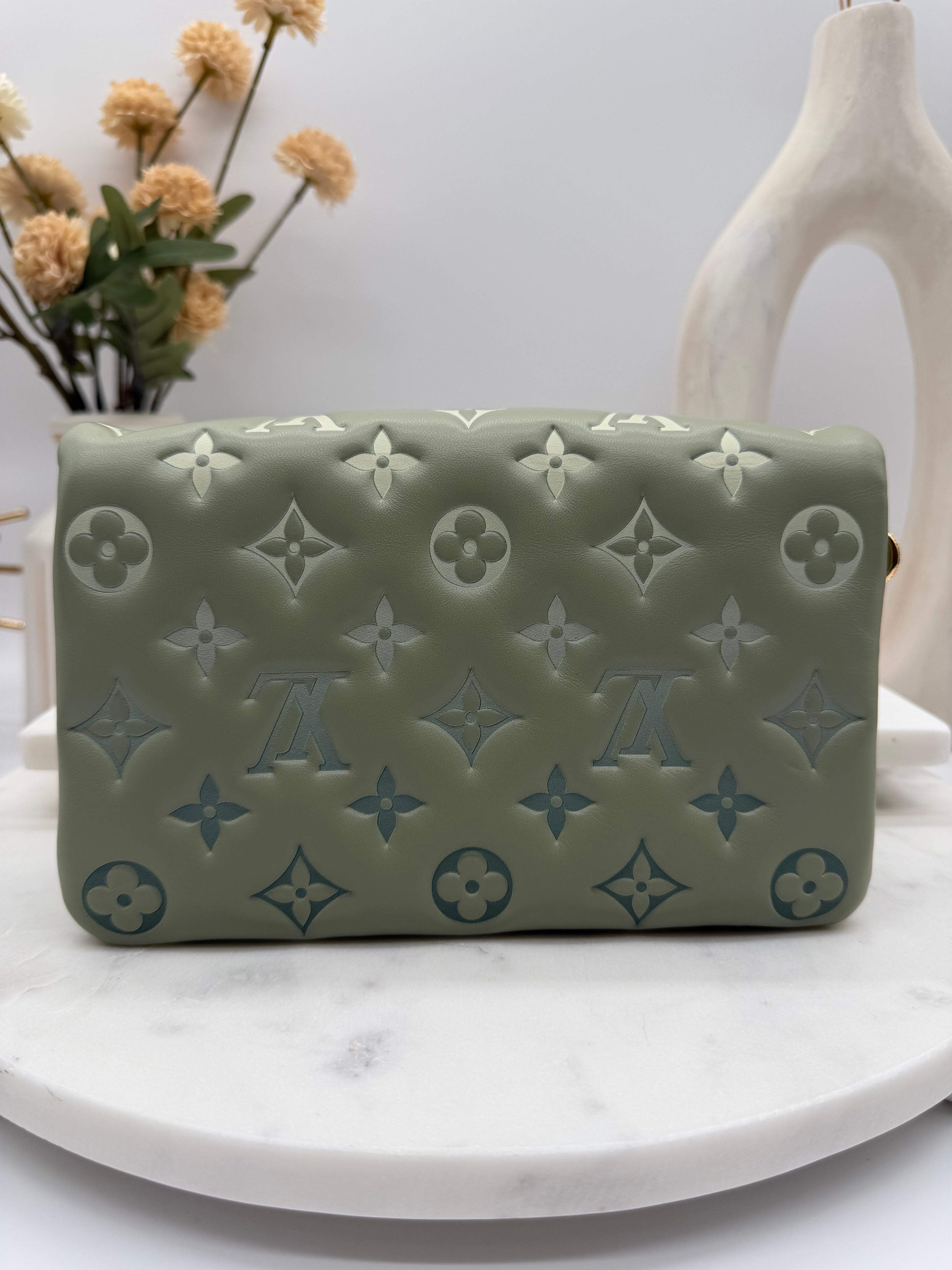 Limited Edition Coussin Pochette