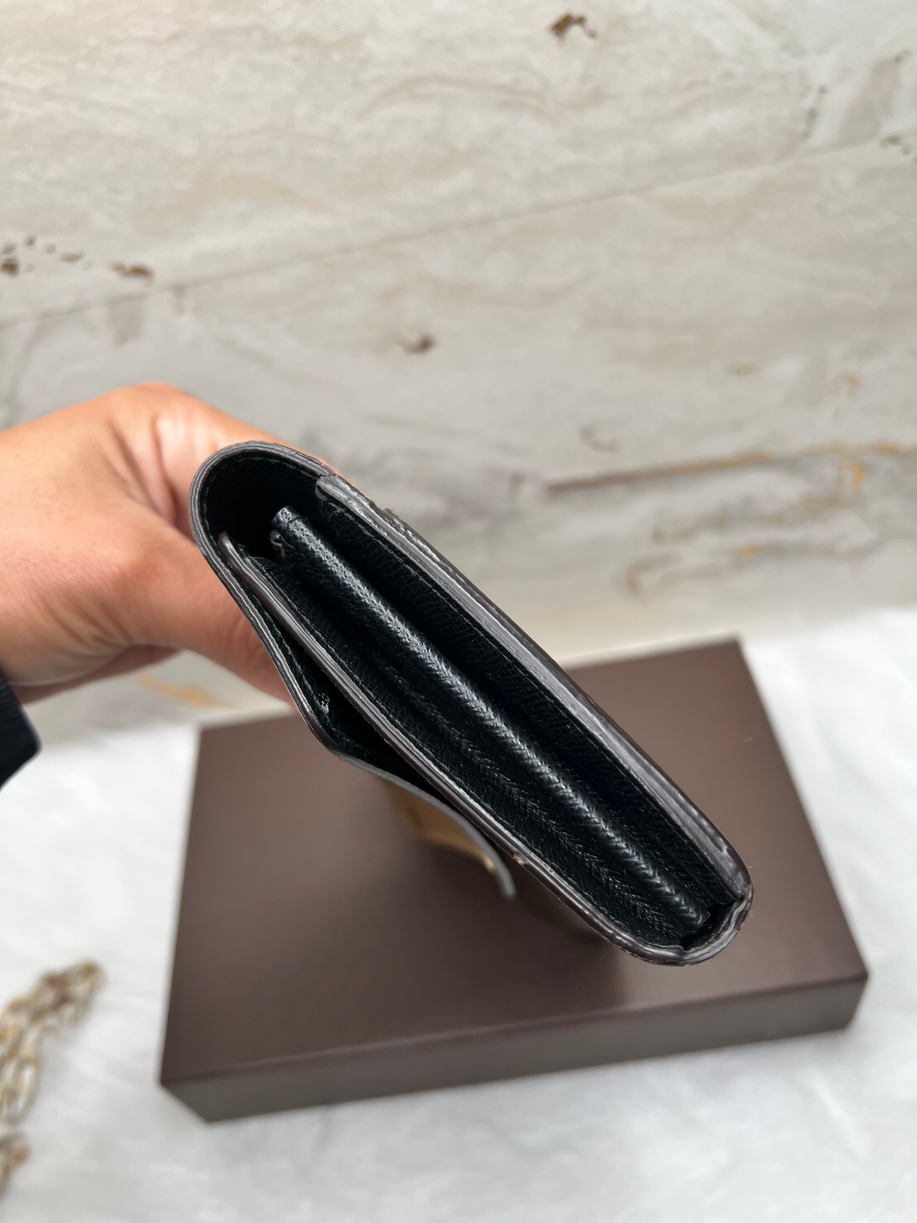 LV reverse mono wallet image 4
