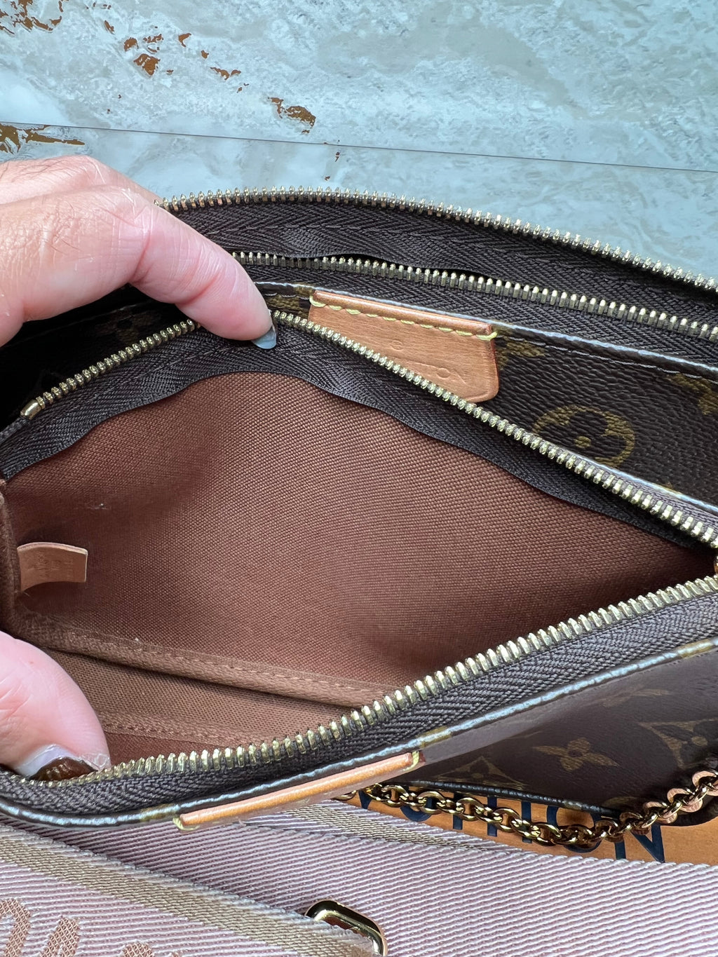 Louis Vuitton Multipochette
