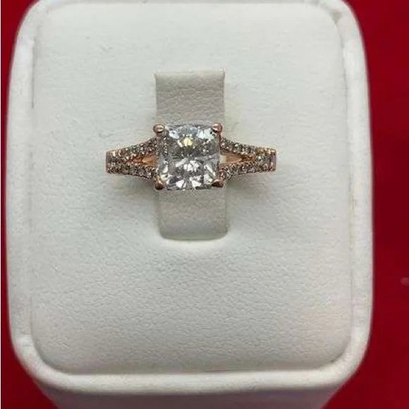 C.G.L certified 1.5 CTTW Natural Diamond Ring image 1