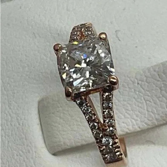 C.G.L certified 1.5 CTTW Natural Diamond Ring image 5