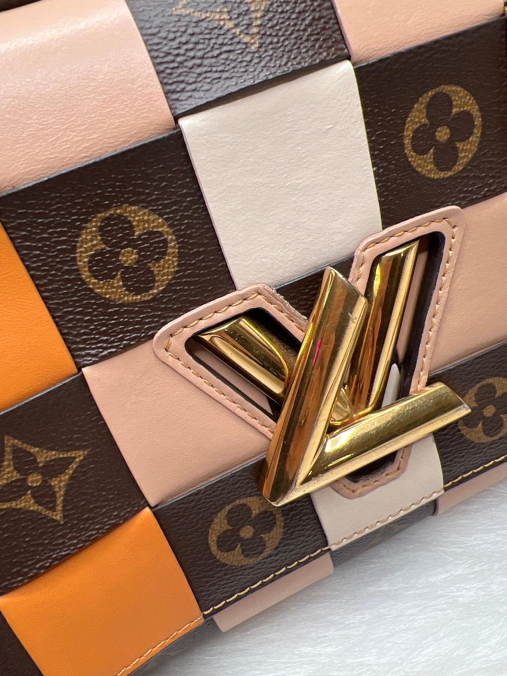Limited Edition LV Twist MM image 2
