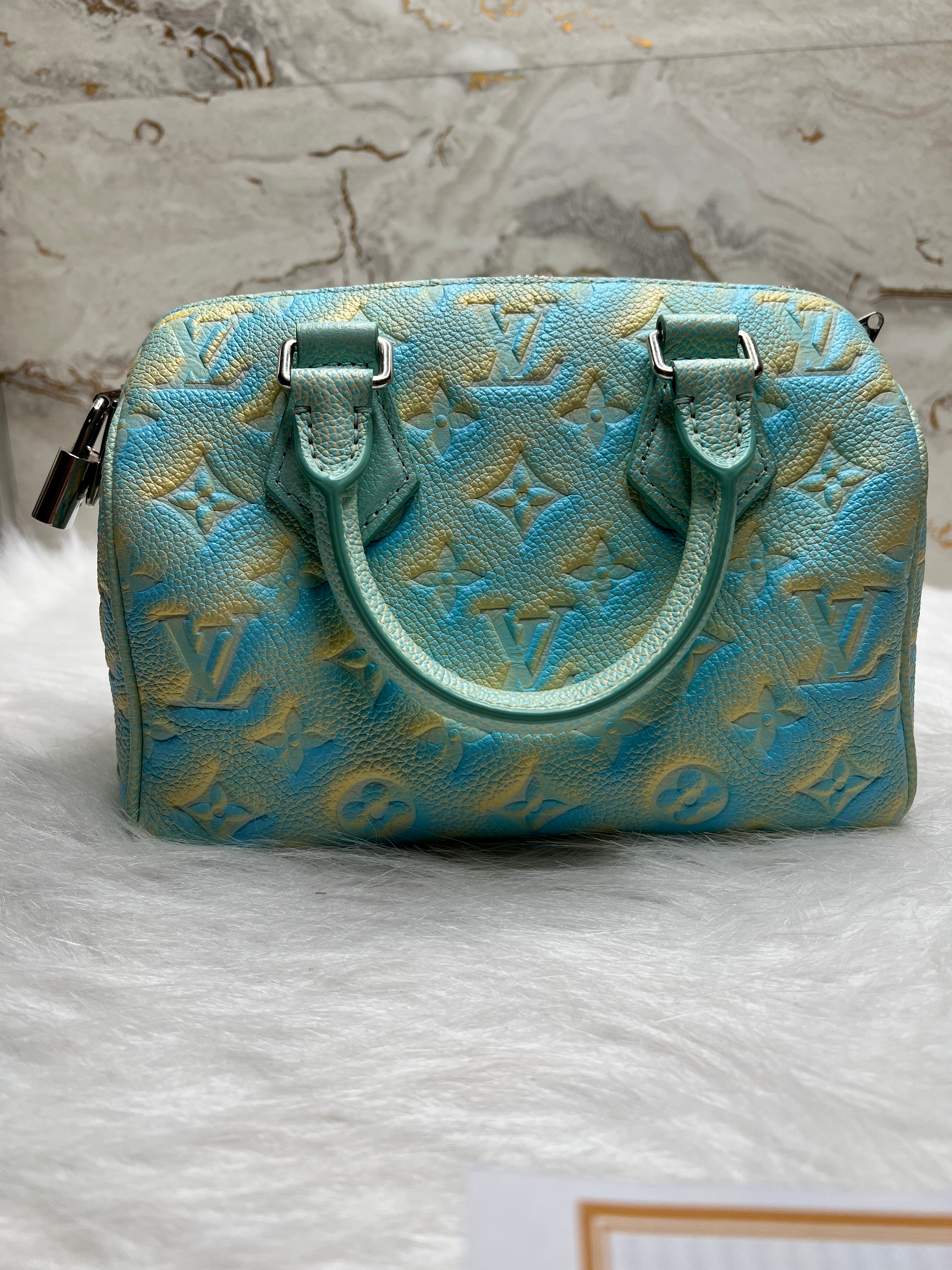 Limited Edition LV Stardust Collection  image 0